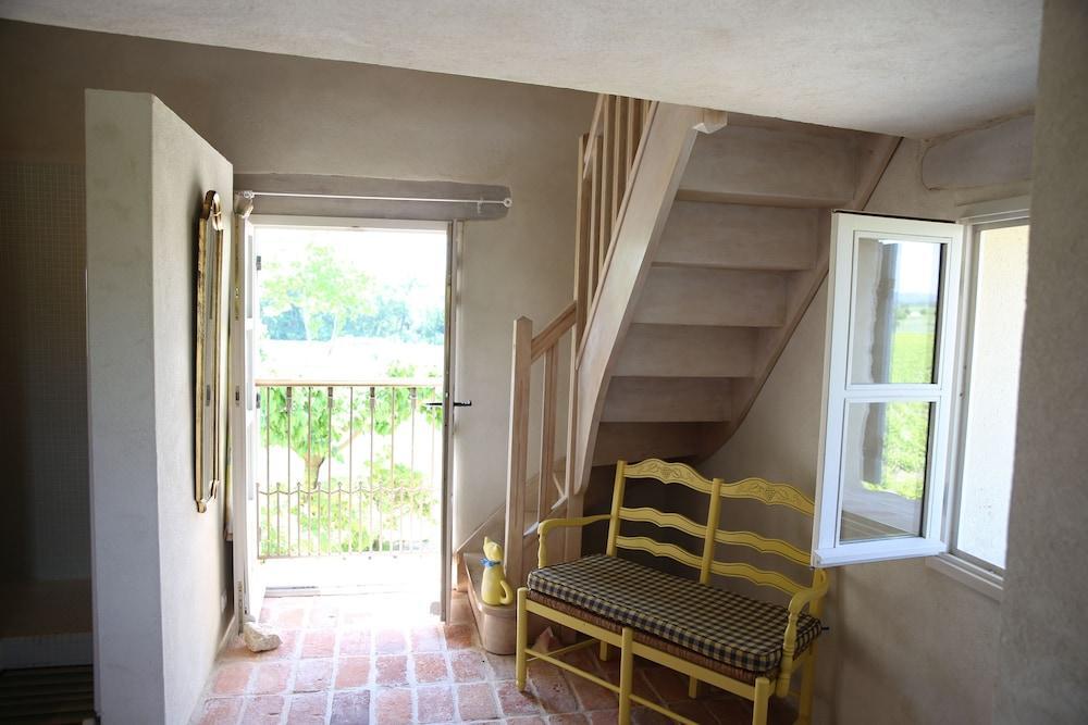 Gite Des Amis Domaine De Mas Caron Caromb Exterior foto
